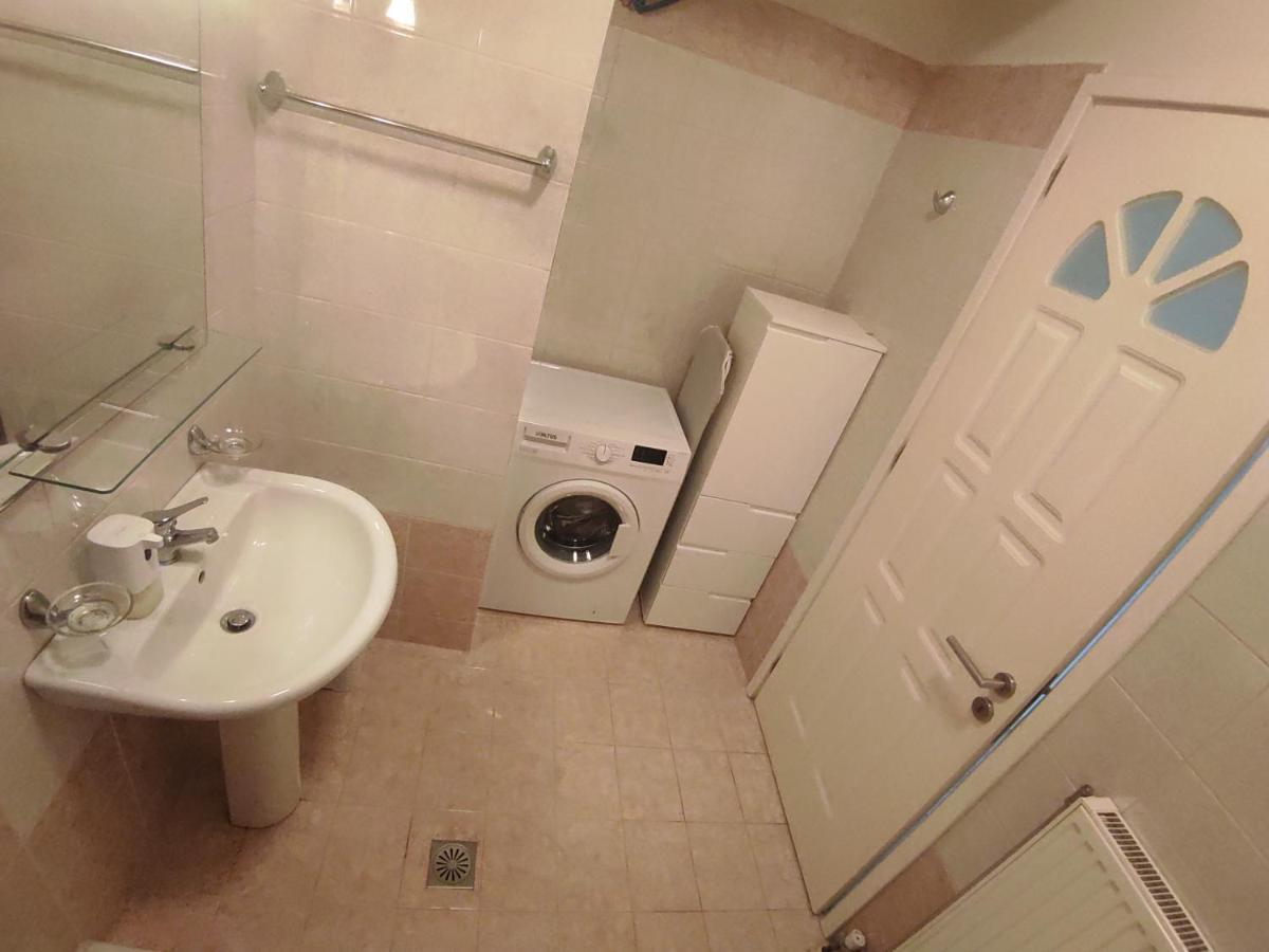 Nickthegreekapartment Galatás المظهر الخارجي الصورة